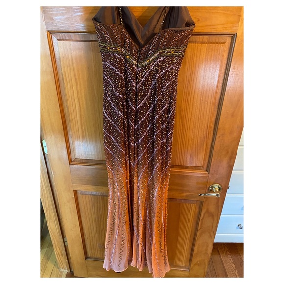 Women’s Prom evening Grown size 8